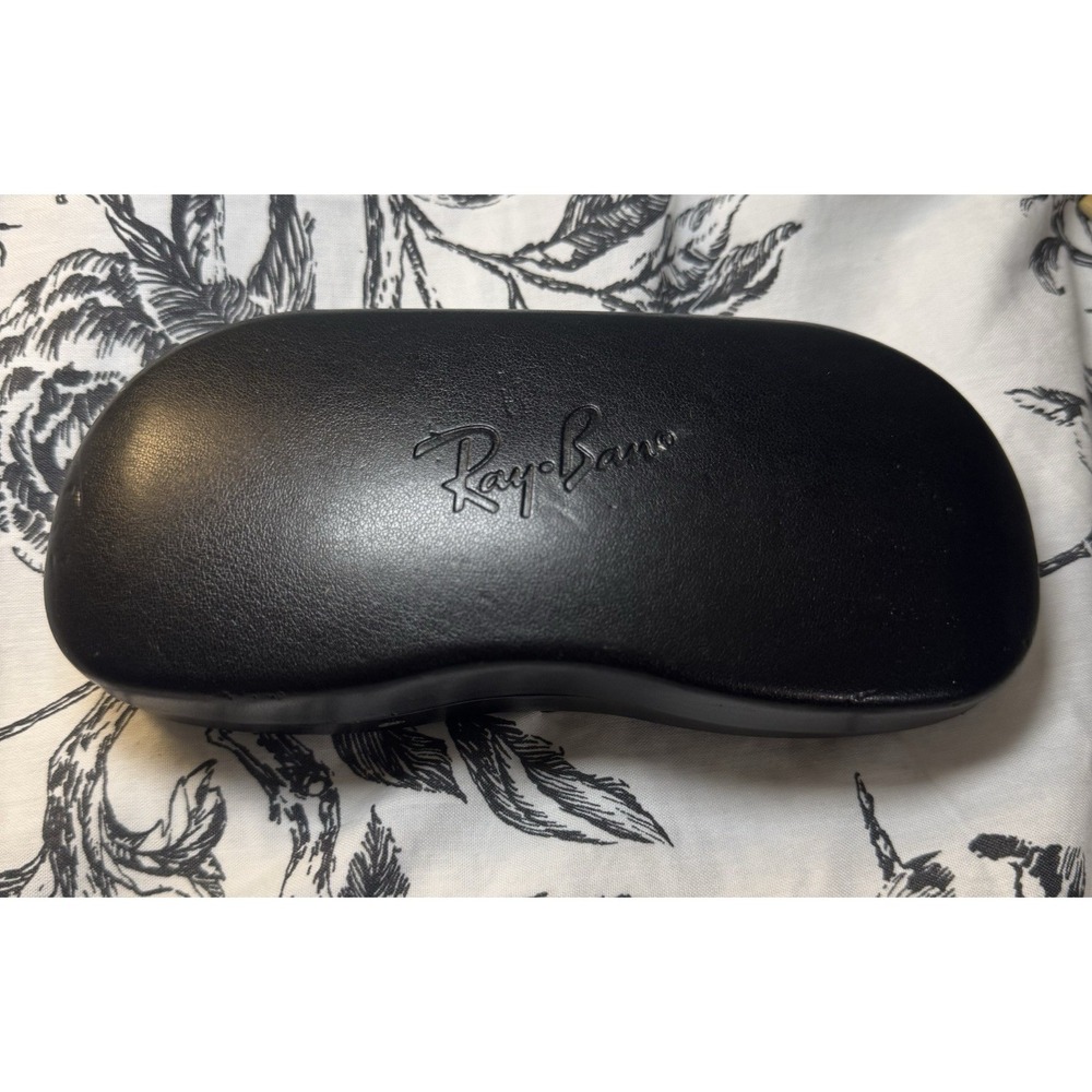 Ray Ban Universal Black Medium Hard Case for Sunglasses with Cleaning Cloth